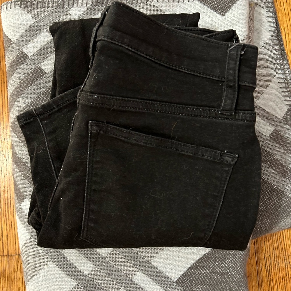 J CREW black skinny size 28  like new.